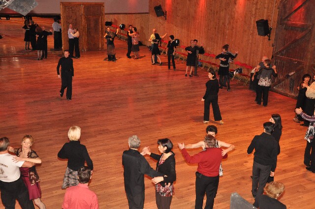 min 2009 11 29 station danse 083